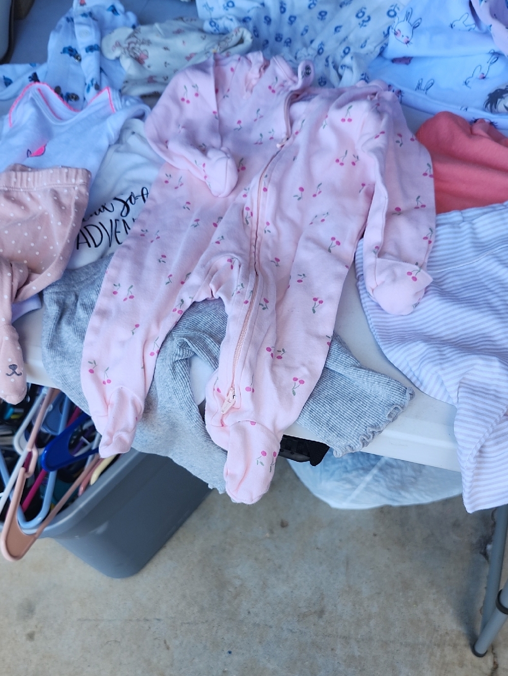 0_3 Month Girls 1 Sleeper Shoes 3 Made Sets 3 Long Onsies 1 Nitegown